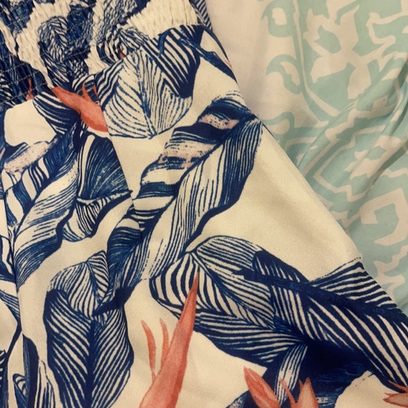 Women’s Printed Romper - Picture 5 of 8